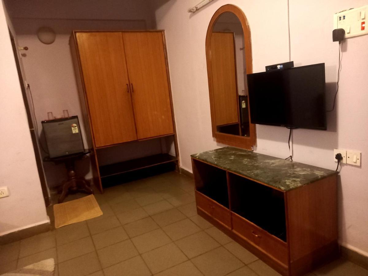Falcon Resorts Calangute Exteriör bild