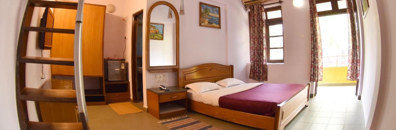 Falcon Resorts Calangute Exteriör bild