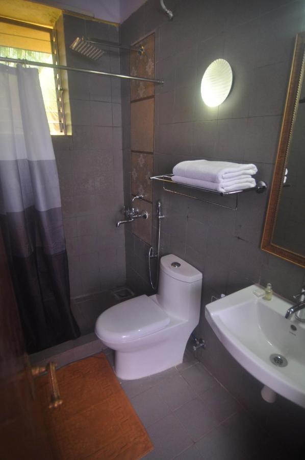 Falcon Resorts Calangute Exteriör bild